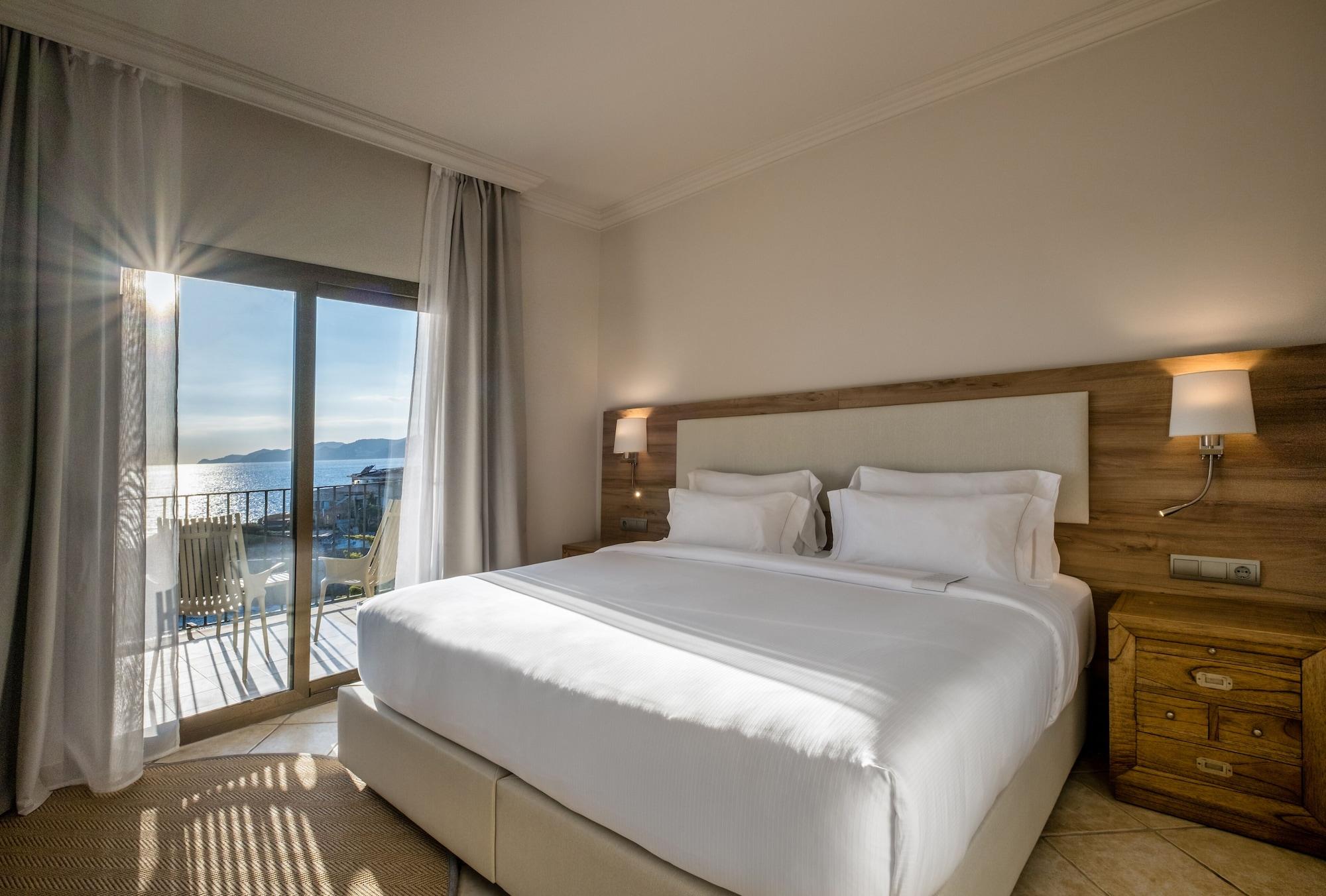 Eden Roc Hotel & Spa By Brava Hoteles 桑特费柳德吉克索尔斯 外观 照片